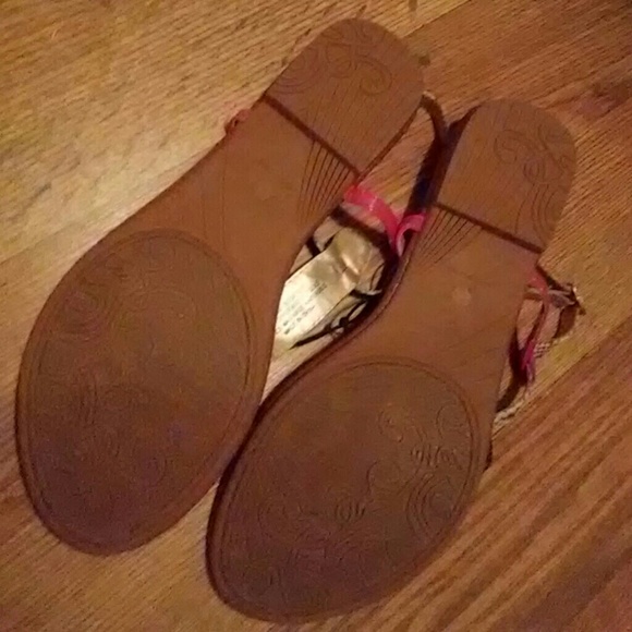 Sandals - Picture 3 of 5